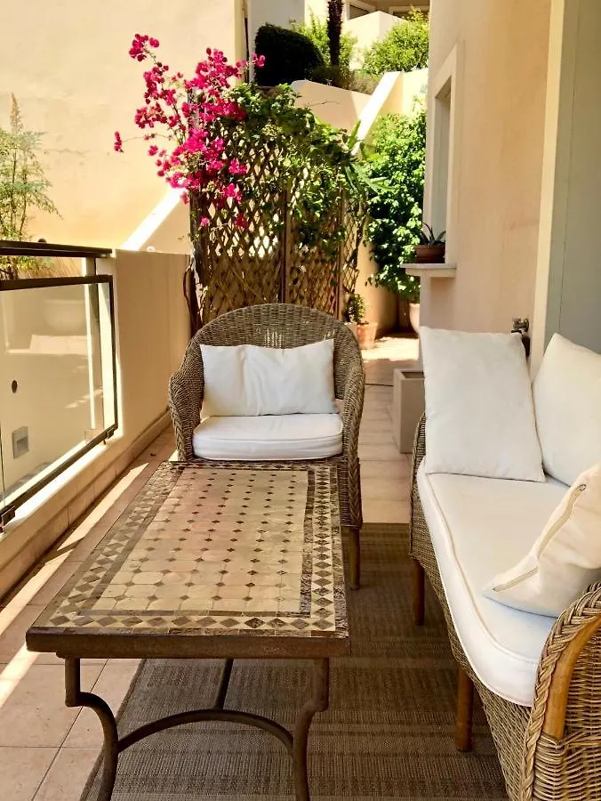 Cote D'Azur: Between Monaco And Fabulous Beaches 卡普戴尔 0*,